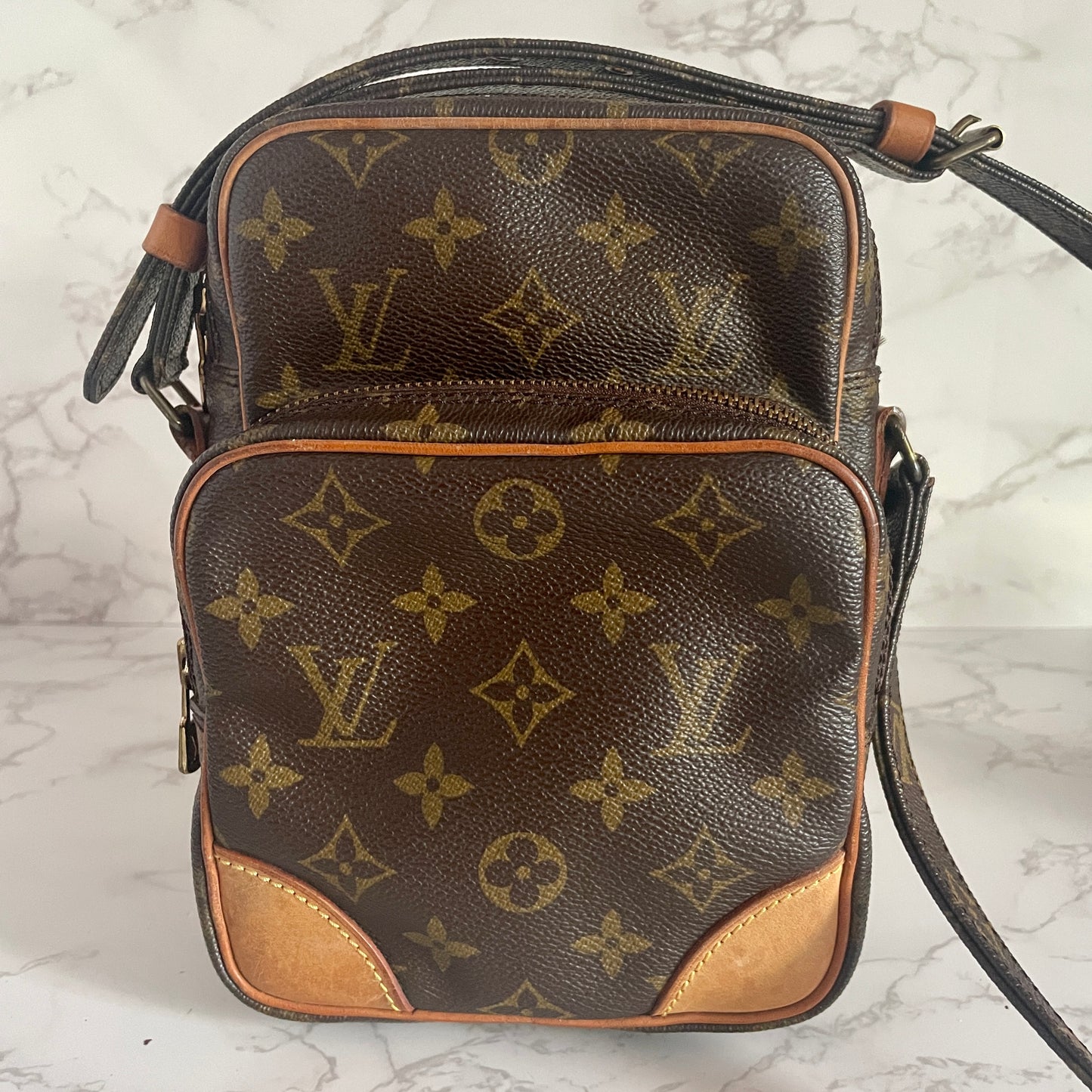 Louis Vuitton Amazon Crossbody Unisex