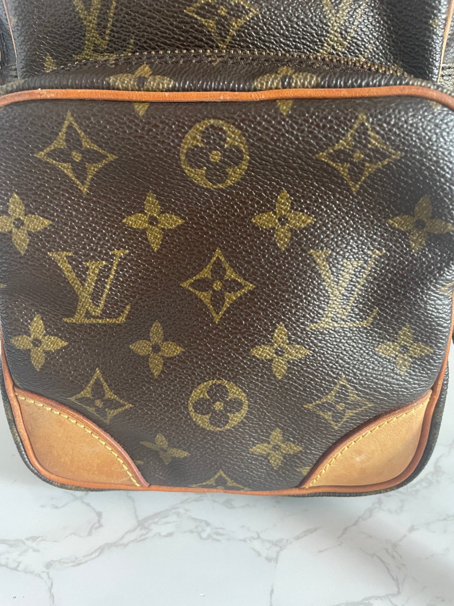 Louis Vuitton Amazon Crossbody Unisex