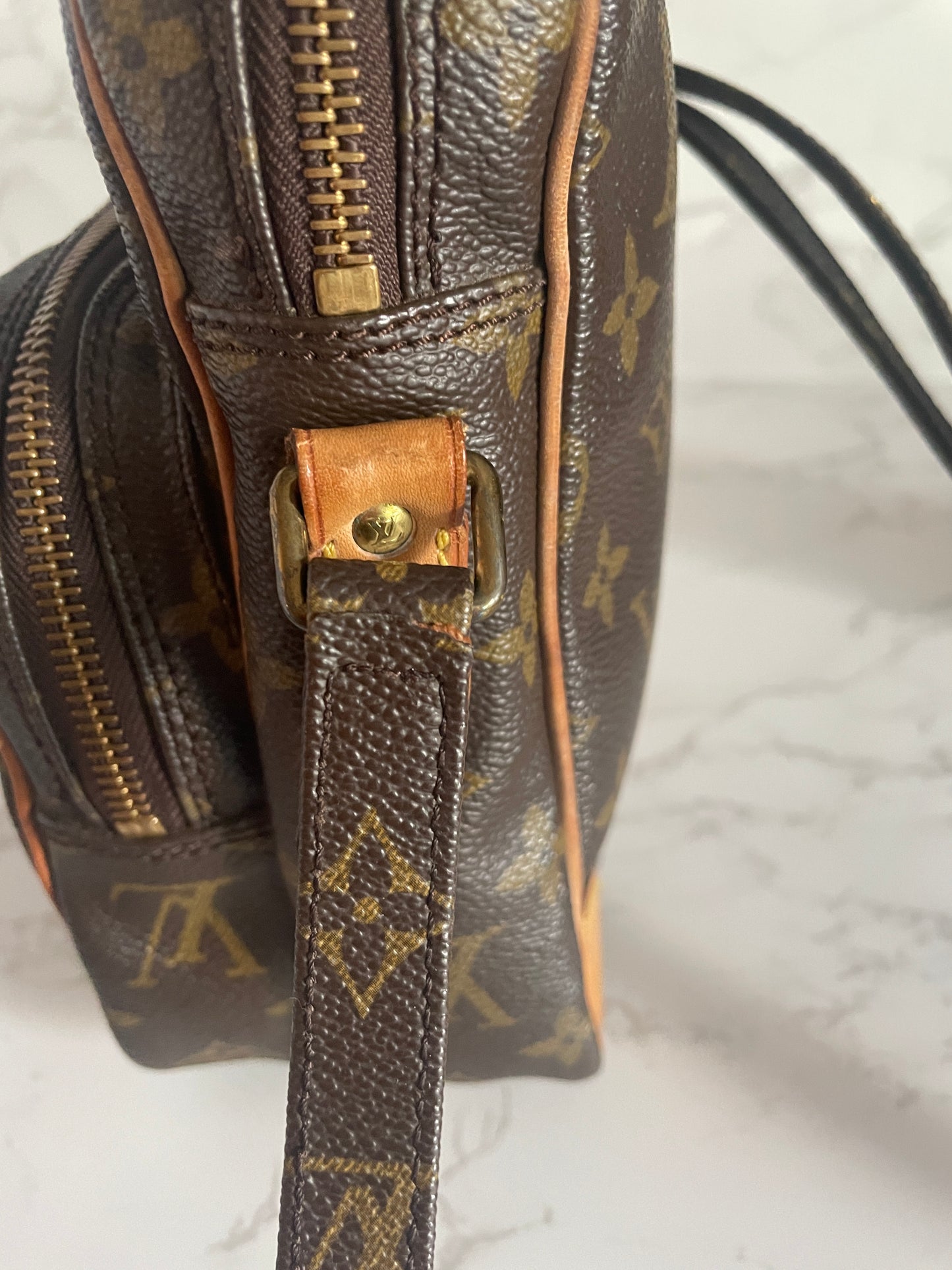 Louis Vuitton Amazon Crossbody Unisex