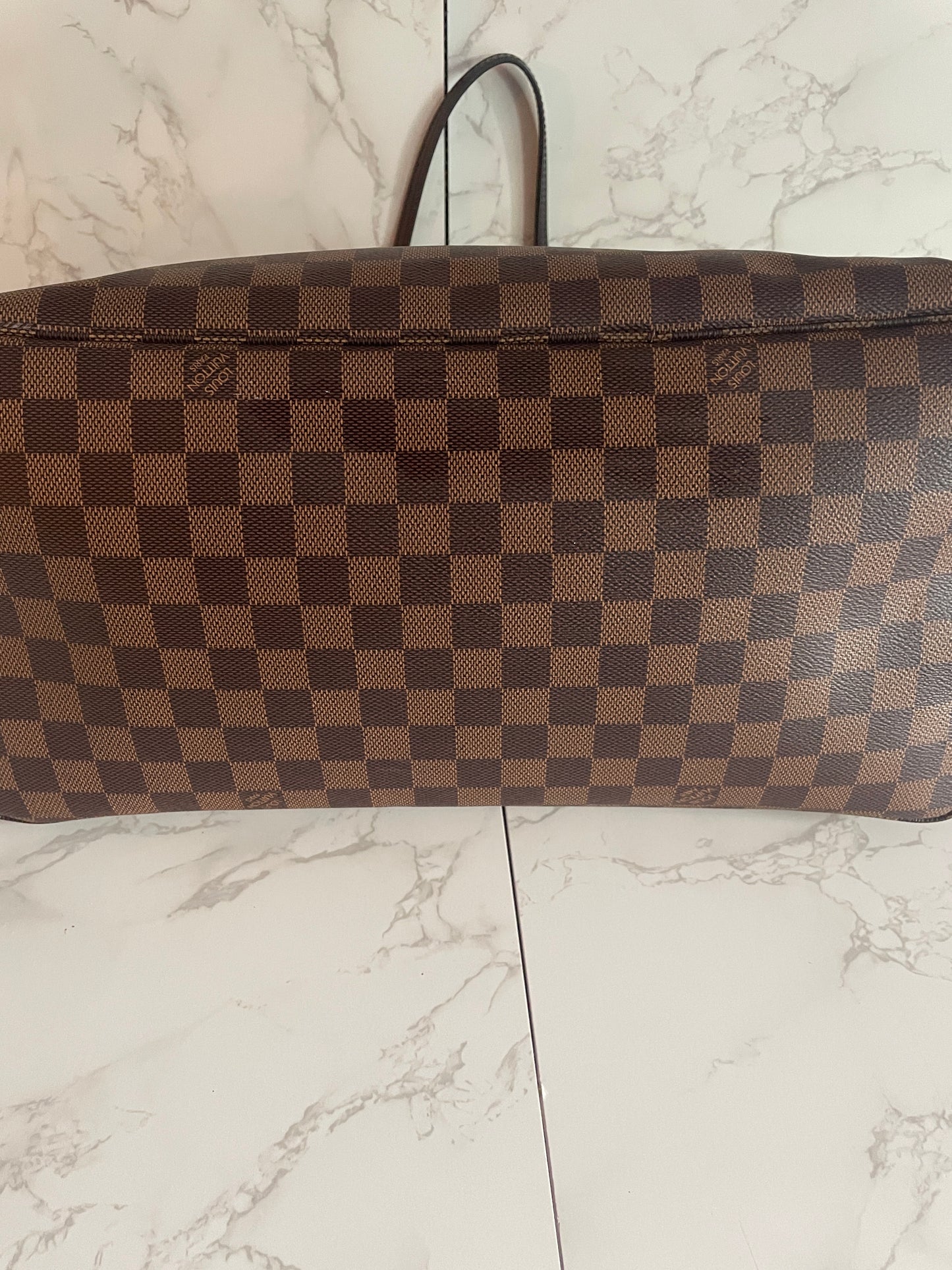 LOUIS VUITTON NEVERFULL GM