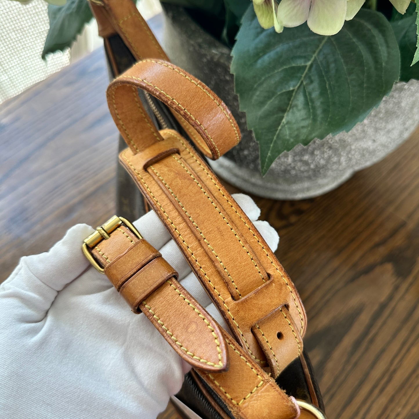 Louis Vuitton Hobo