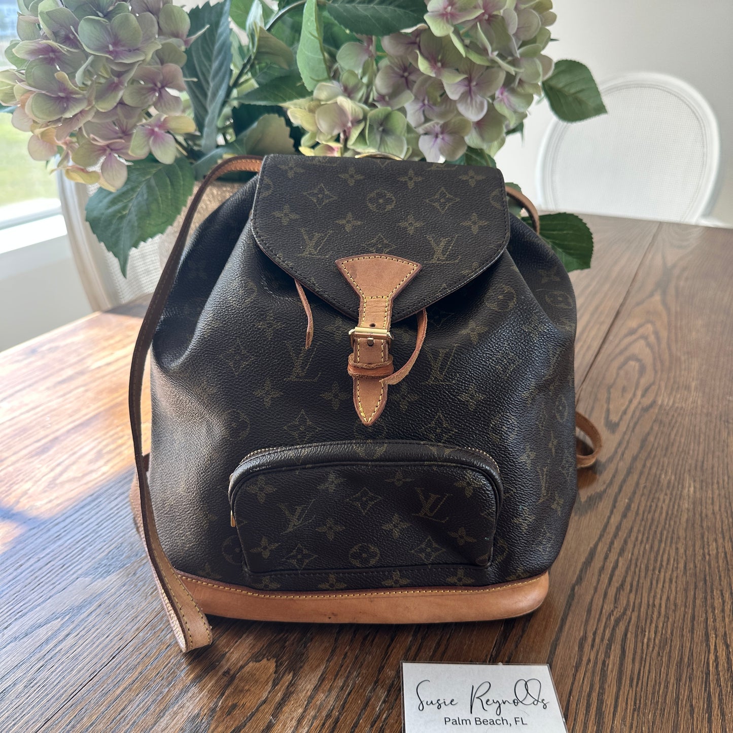 Louis Vuitton Montsouris MM