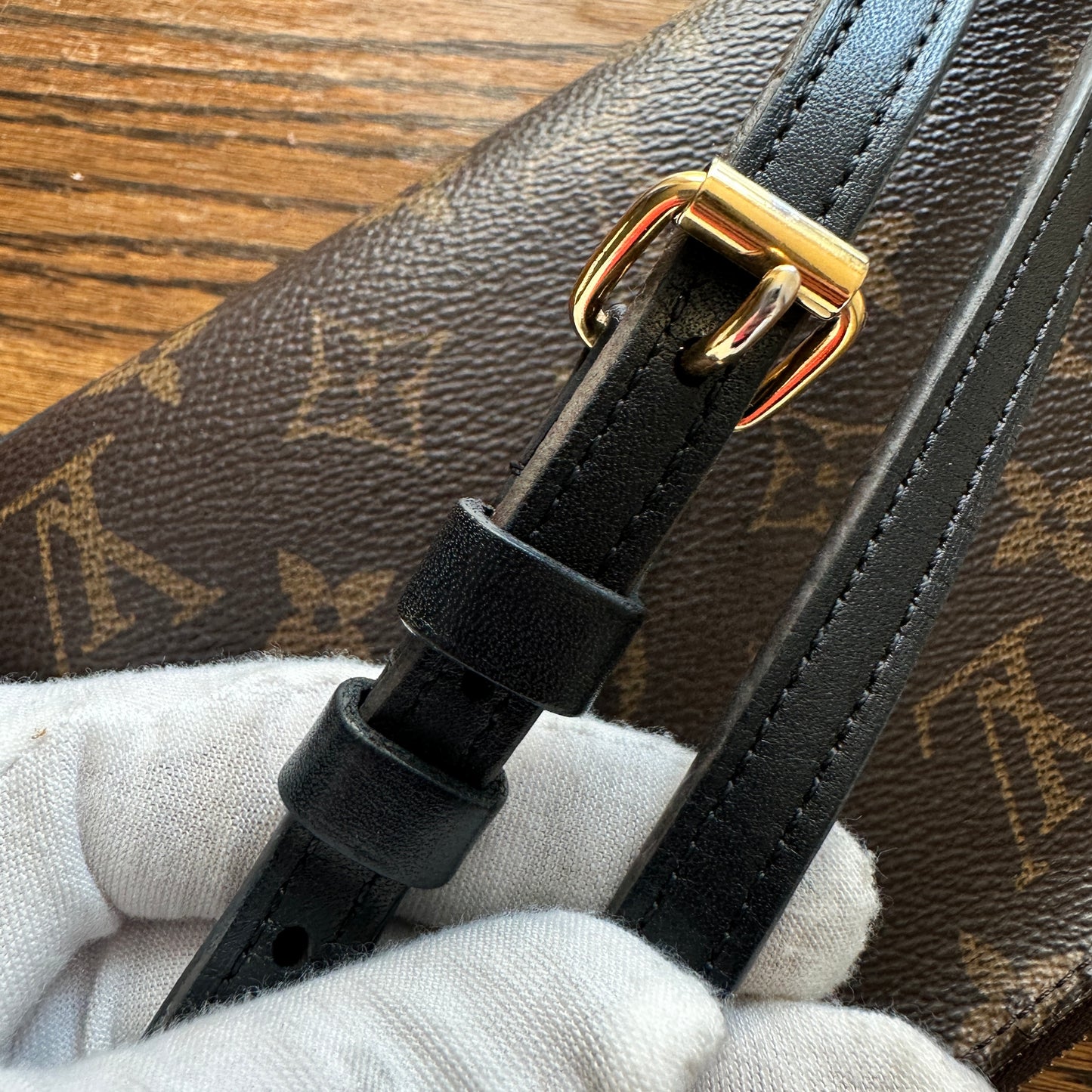 Louis Vuitton Double Pochette