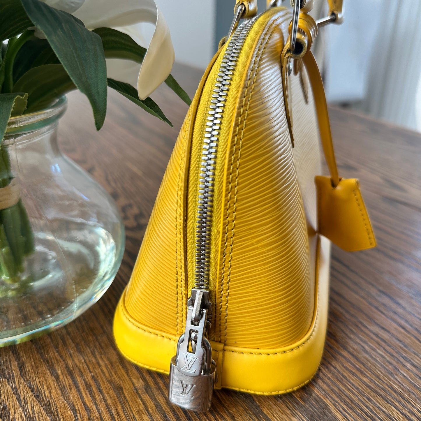 Louis Vuitton Alma BB