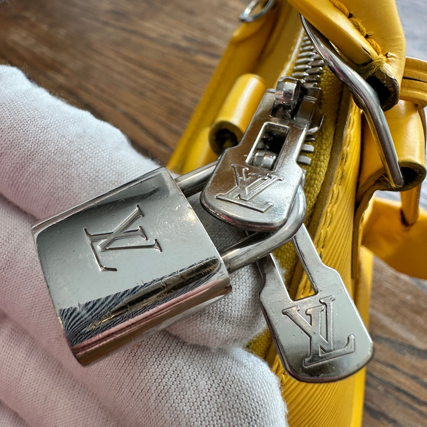 Louis Vuitton Alma BB