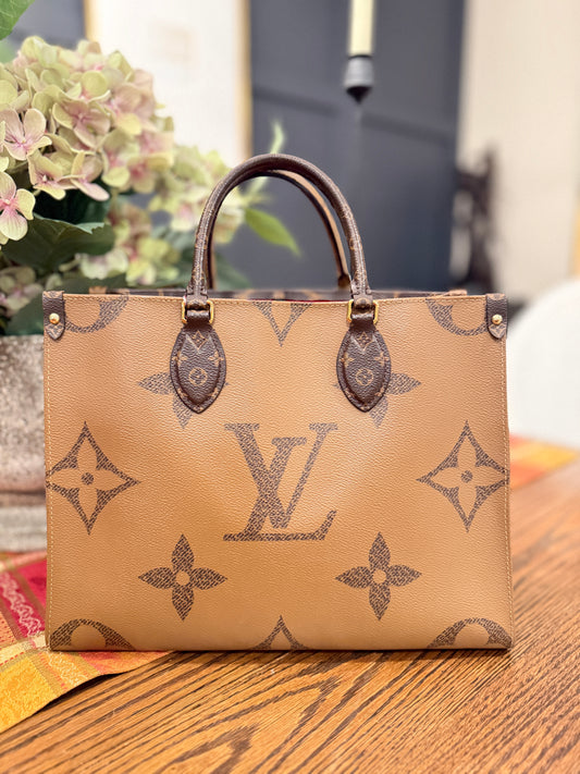Louis Vuitton OnTheGo MM