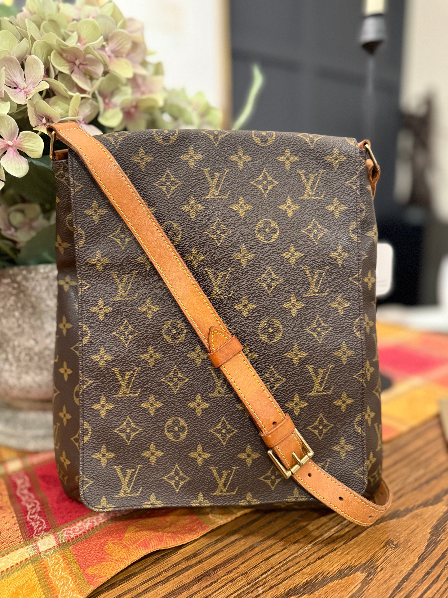 Louis Vuitton Musette Salsa GM
