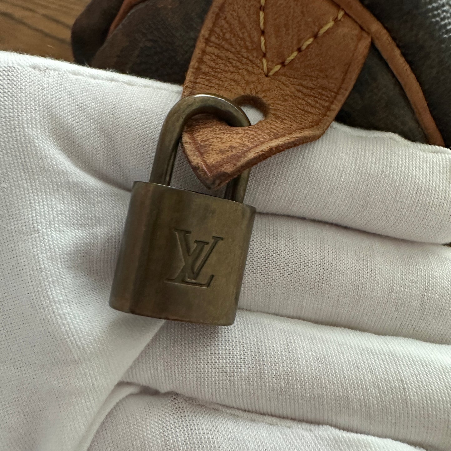 Louis Vuitton Speedy 30