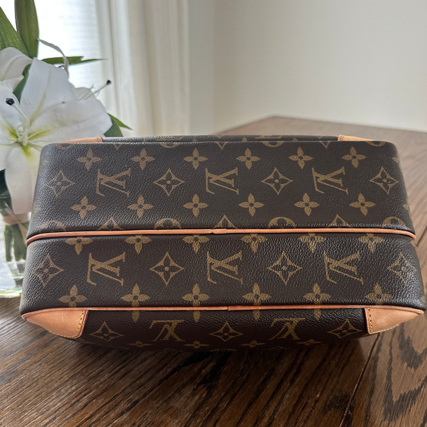 Louis Vuitton Nile