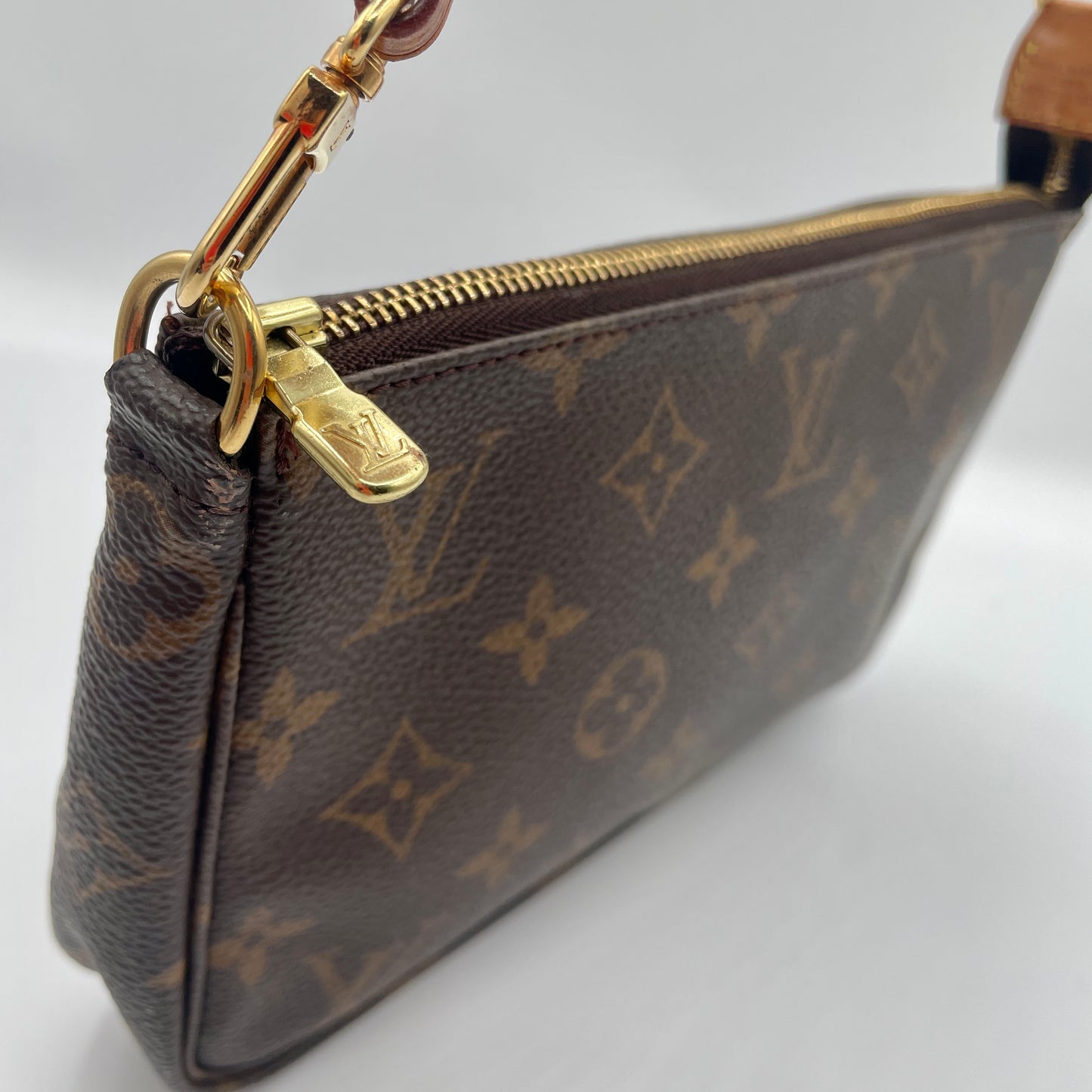 Louis Vuitton Pochette Accessories