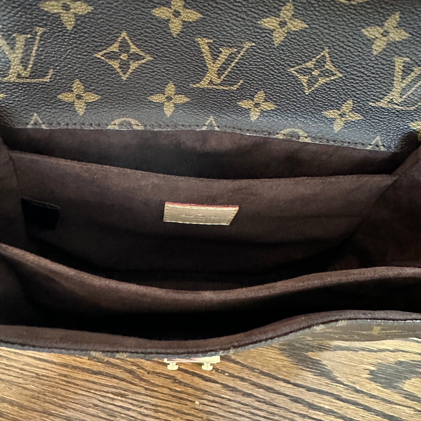 Louis Vuitton Pochette Metis