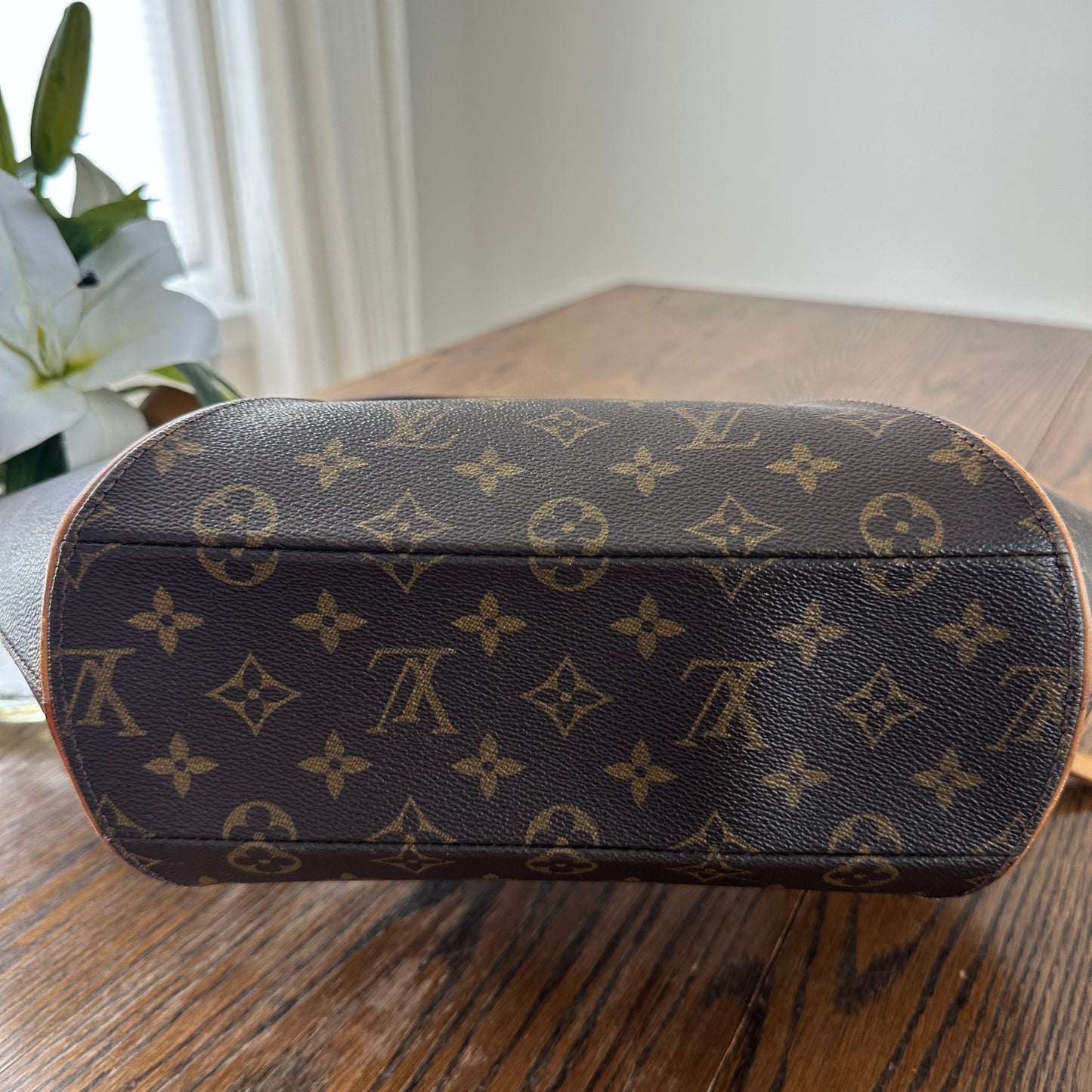 Louis Vuitton Ellipse GM