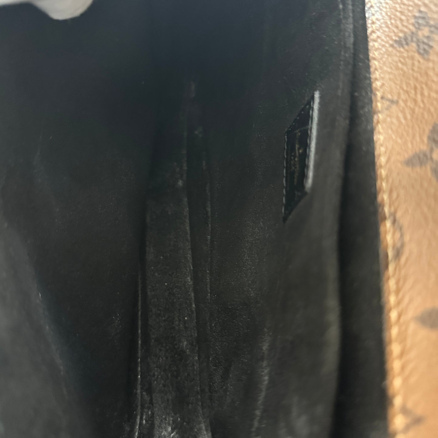 Louis Vuitton Pochette Metis Reverse
