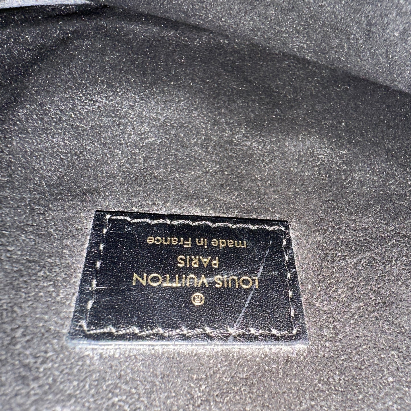 Louis Vuitton Pochette Metis Reverse