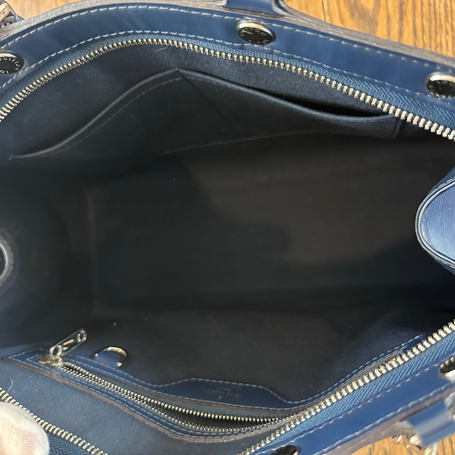 Louis Vuitton Brea