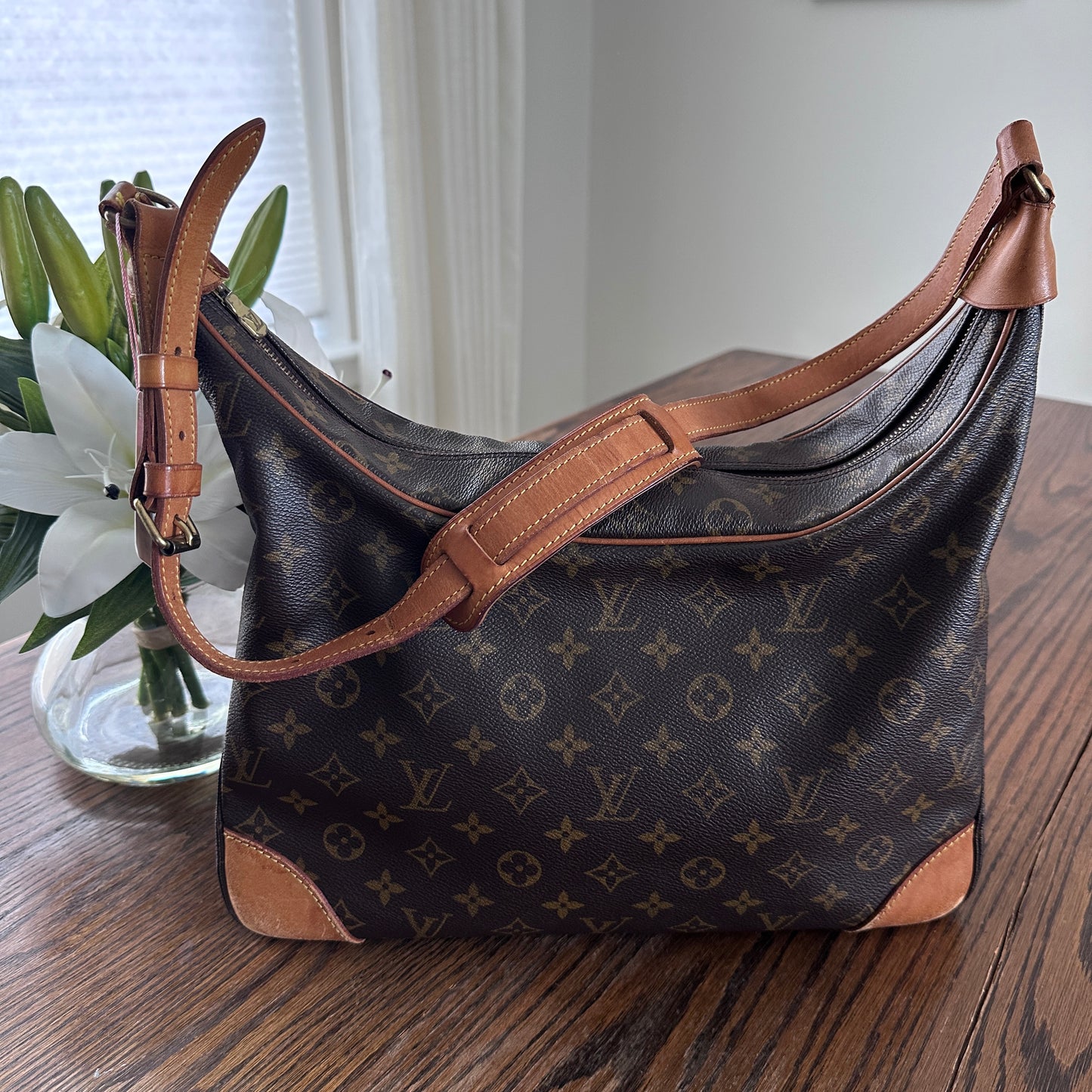 Louis Vuitton Boulogne Hobo