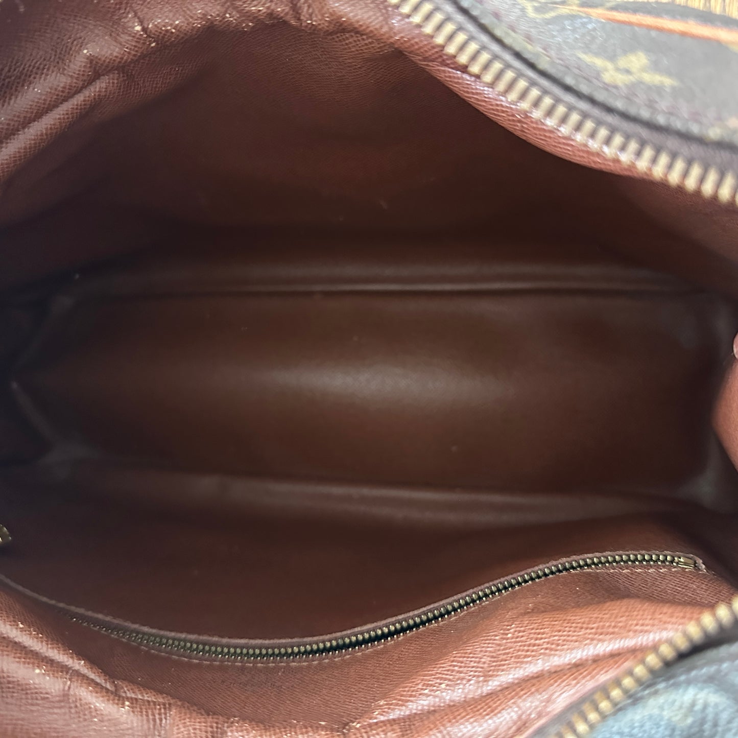 Louis Vuitton Boulogne Hobo