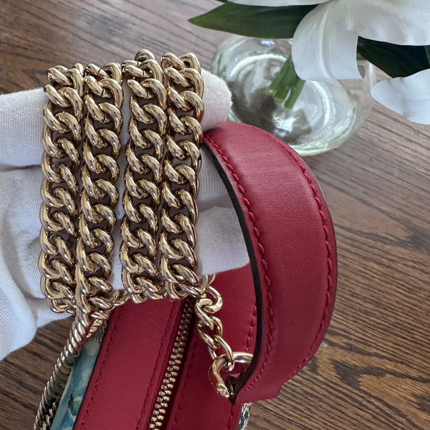 Gucci Blooms Mini Chain