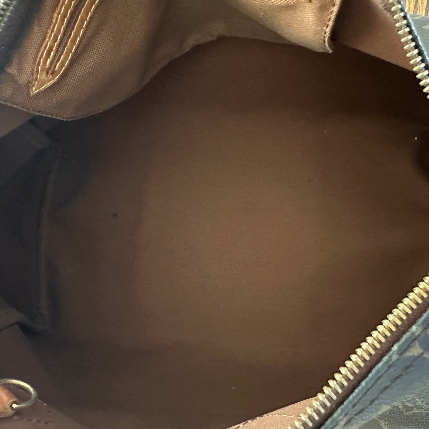 Louis Vuitton Speedy 35