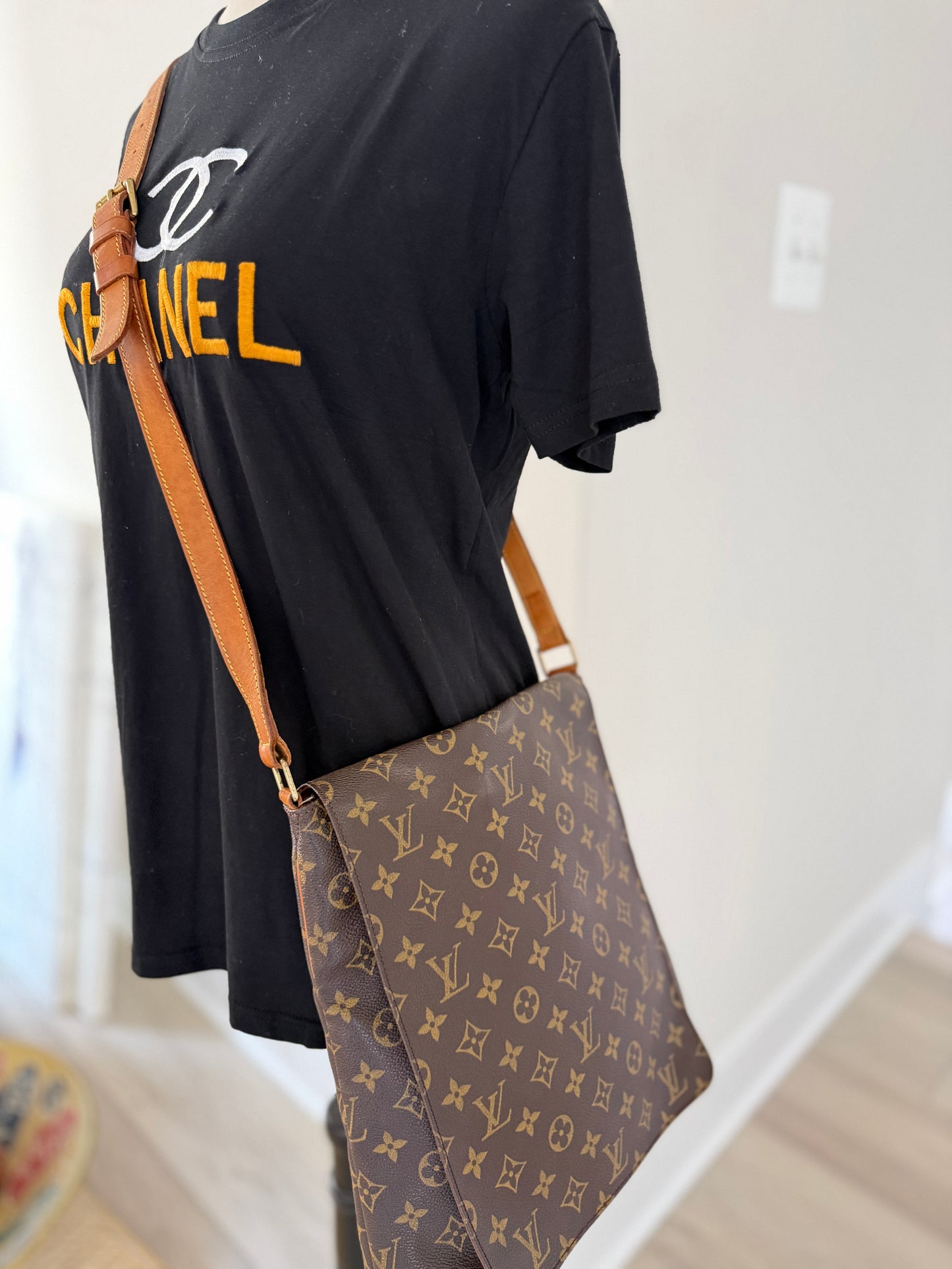 Louis Vuitton Musette Salsa