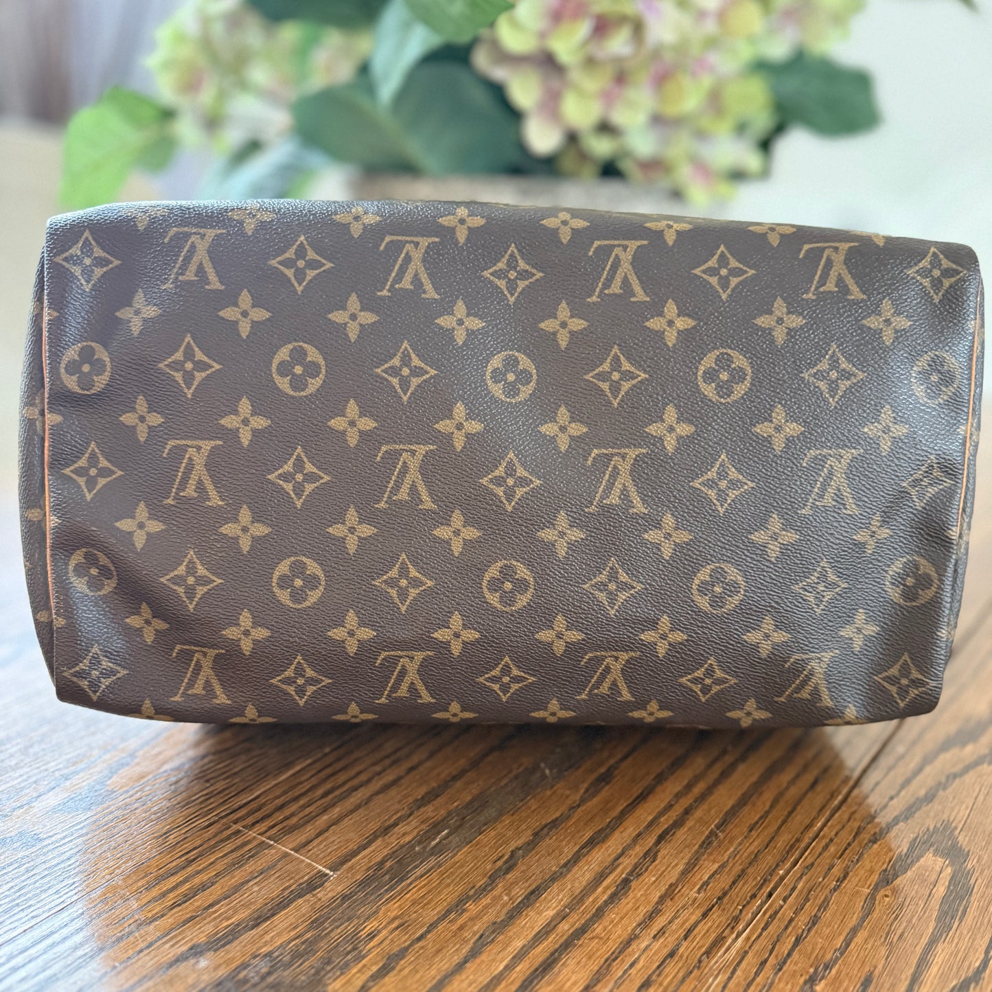 Louis Vuitton Speedy 35