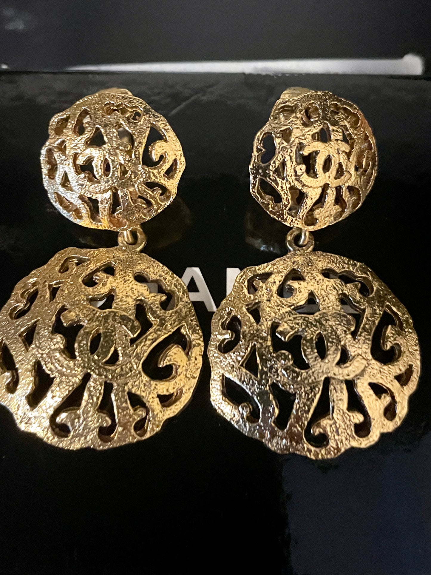 CHANEL FILIGREE CHIP EARRINGS