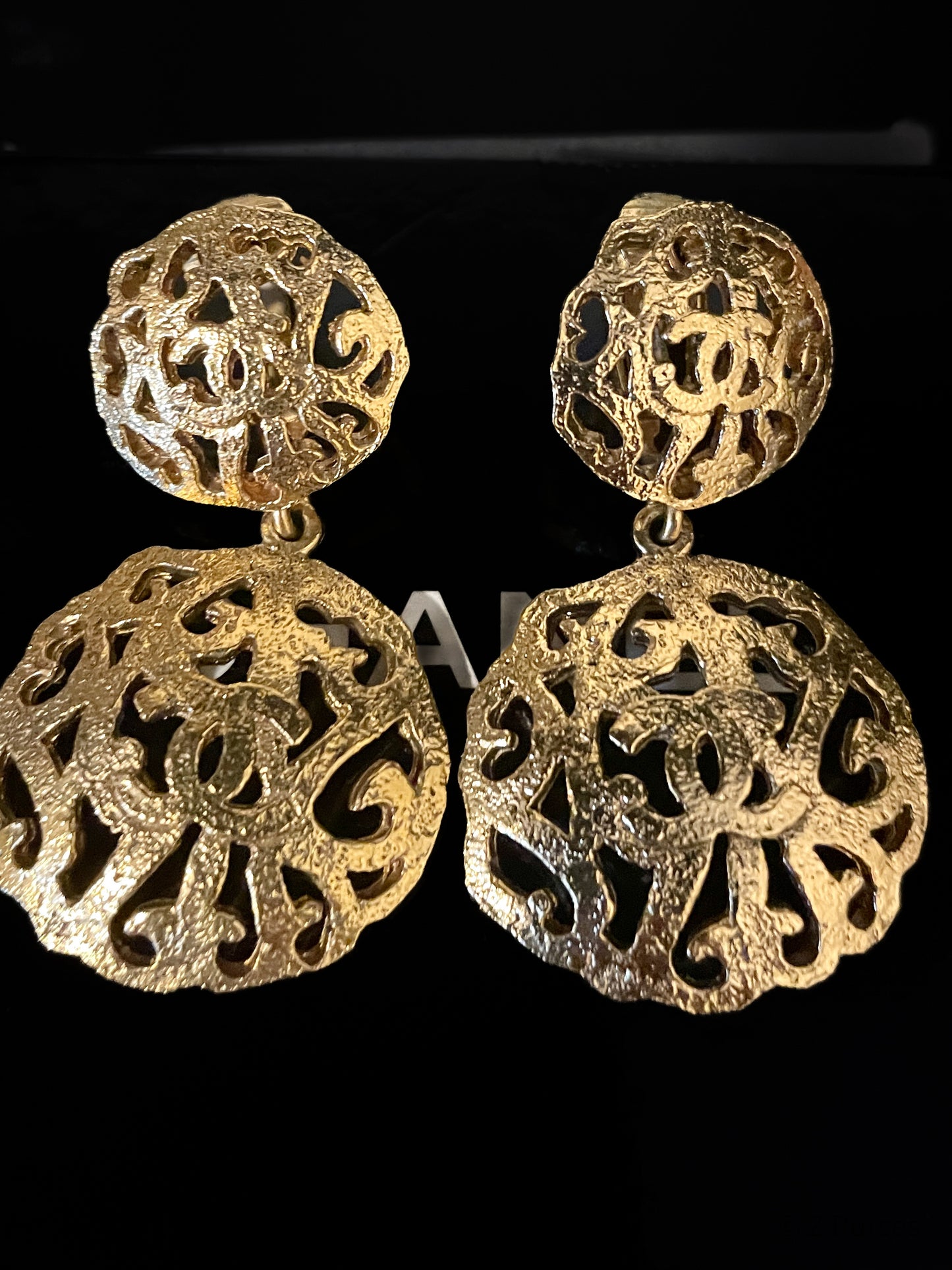 CHANEL FILIGREE CHIP EARRINGS