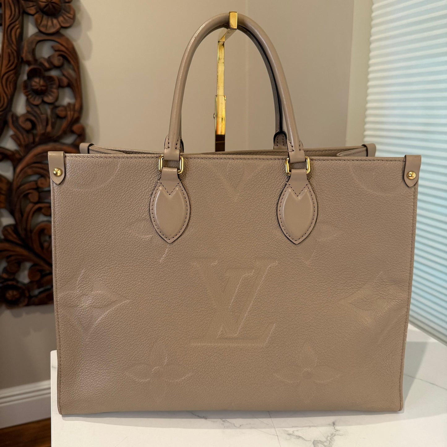 Louis Vuitton OnTheGo MM