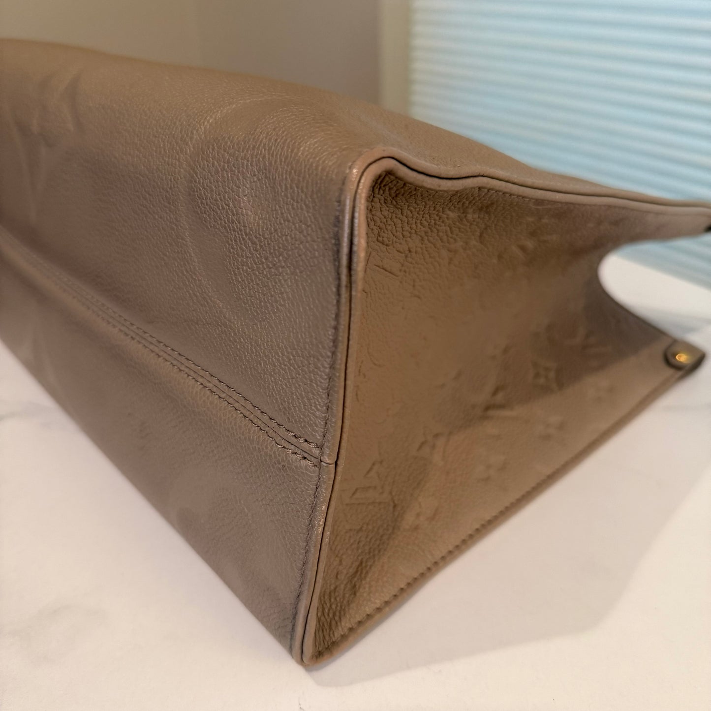 Louis Vuitton OnTheGo MM