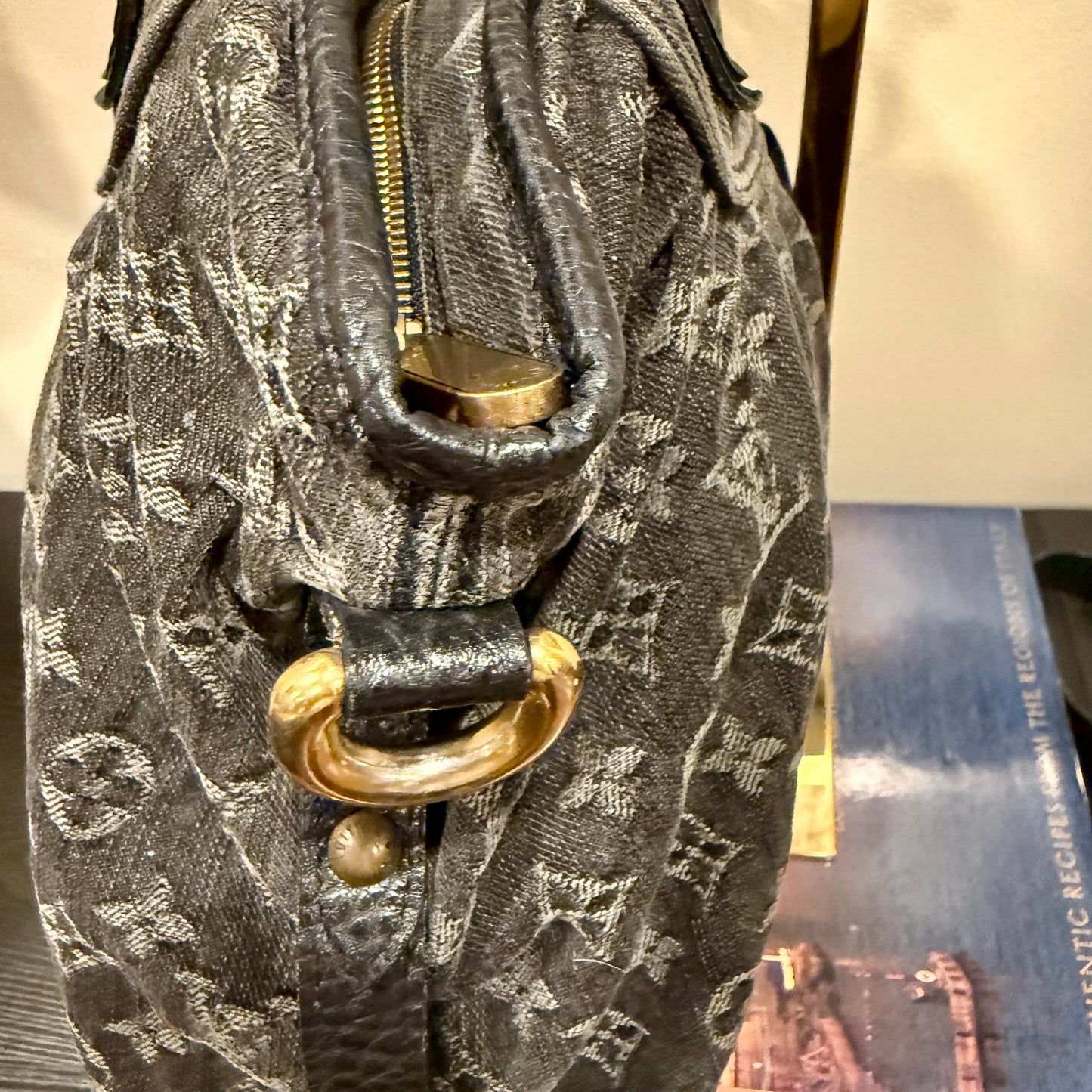 Louis Vuitton Neo Cabby