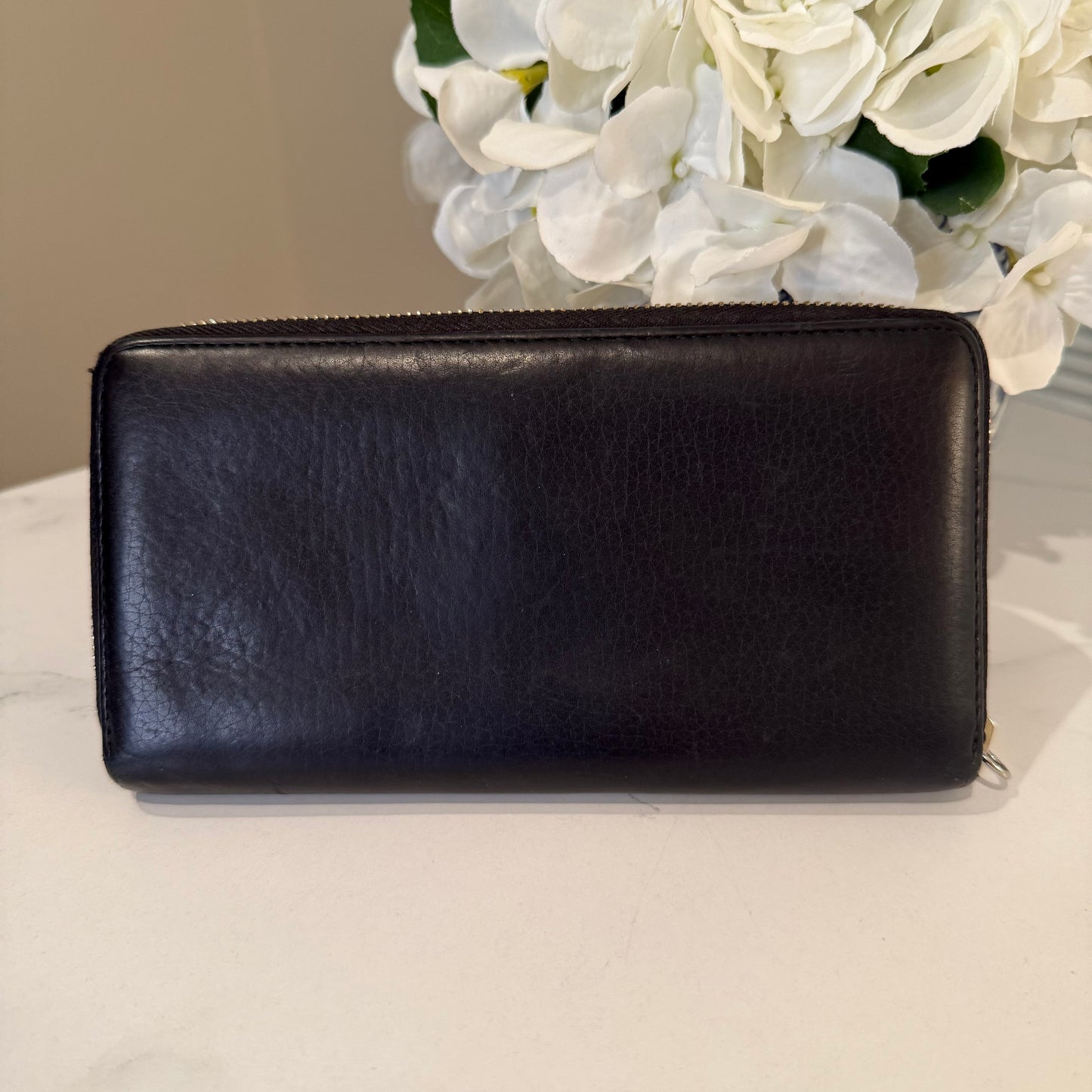 Gucci Zippy Wallet