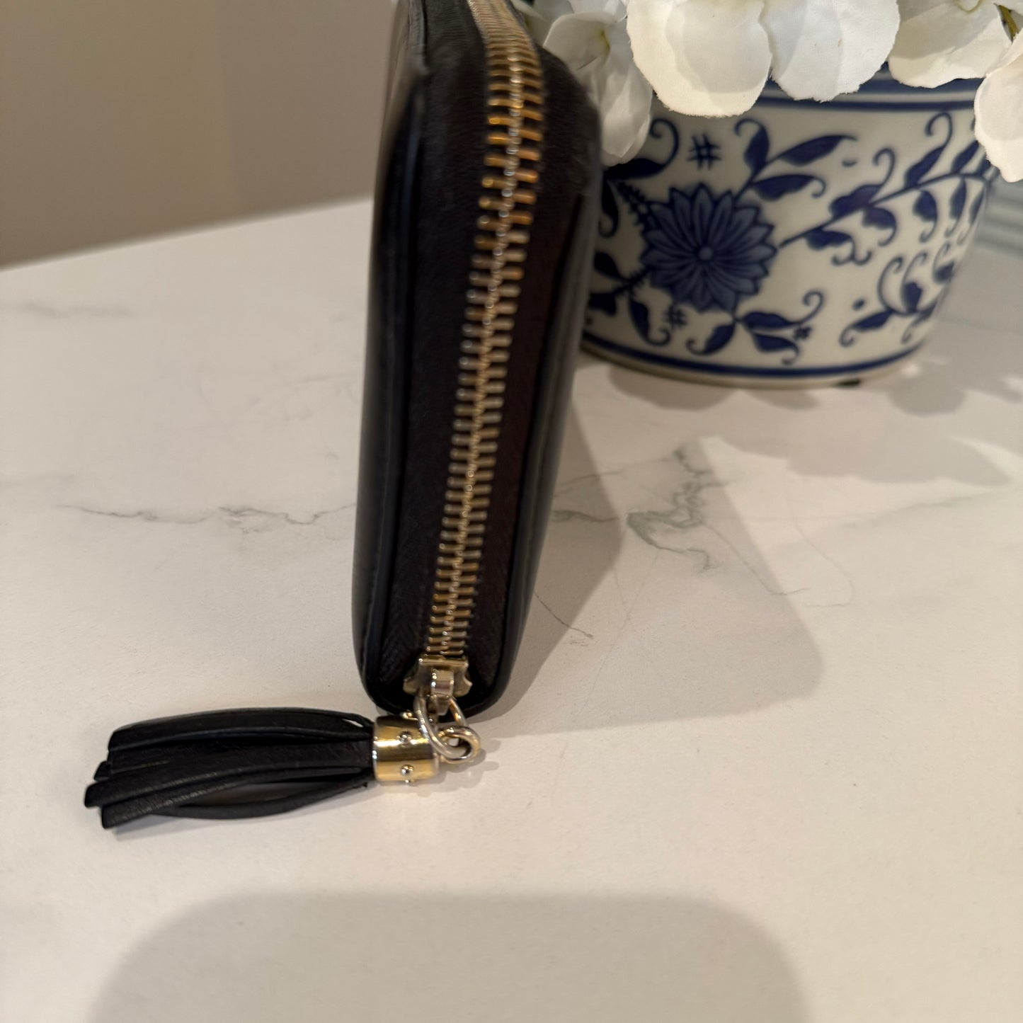 Gucci Zippy Wallet