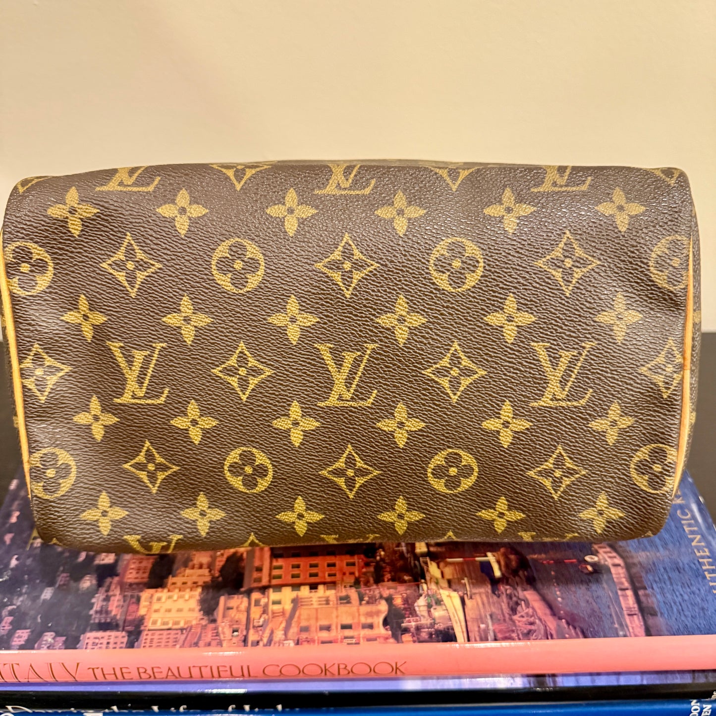 Louis Vuitton Speedy 25