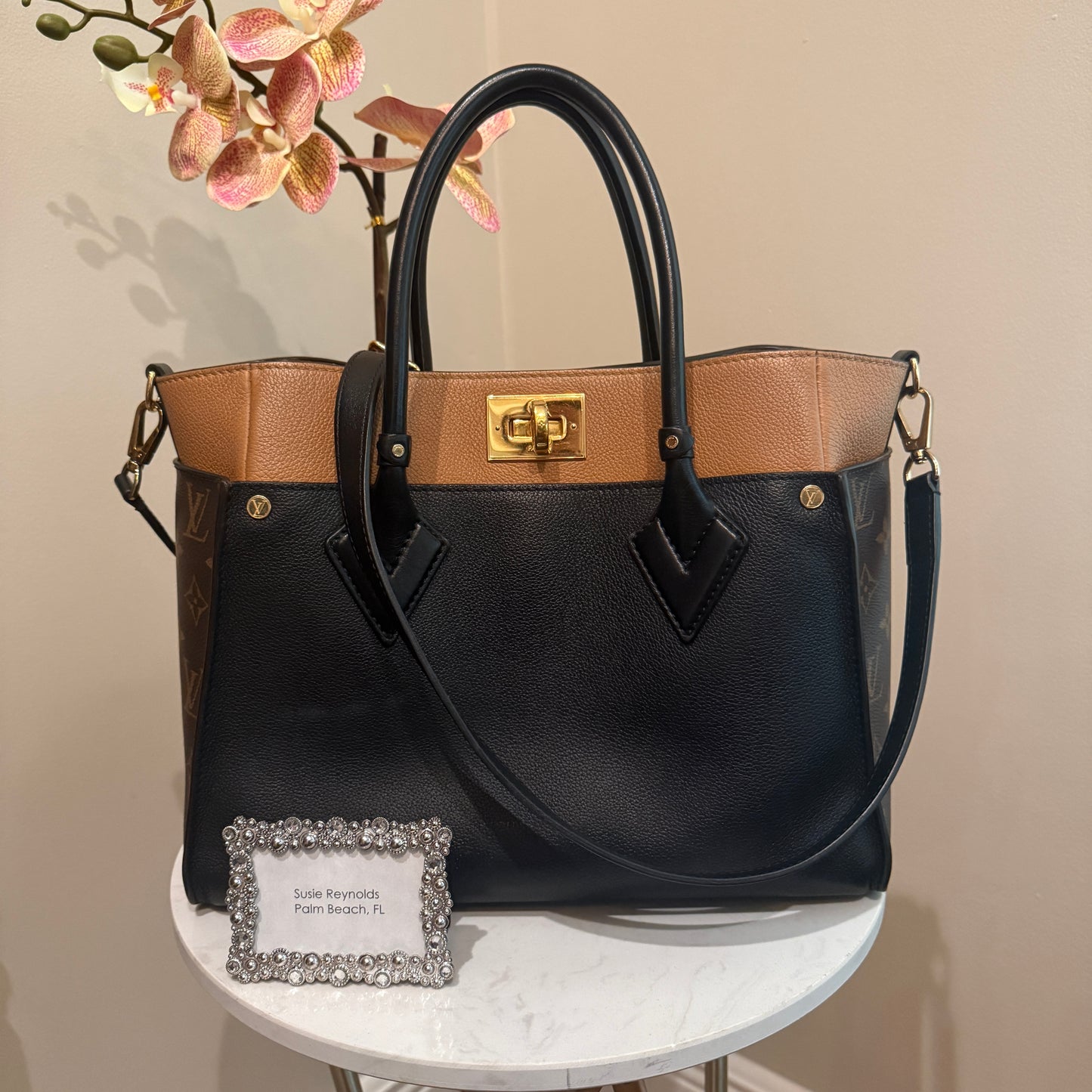 Louis Vuitton On My Side