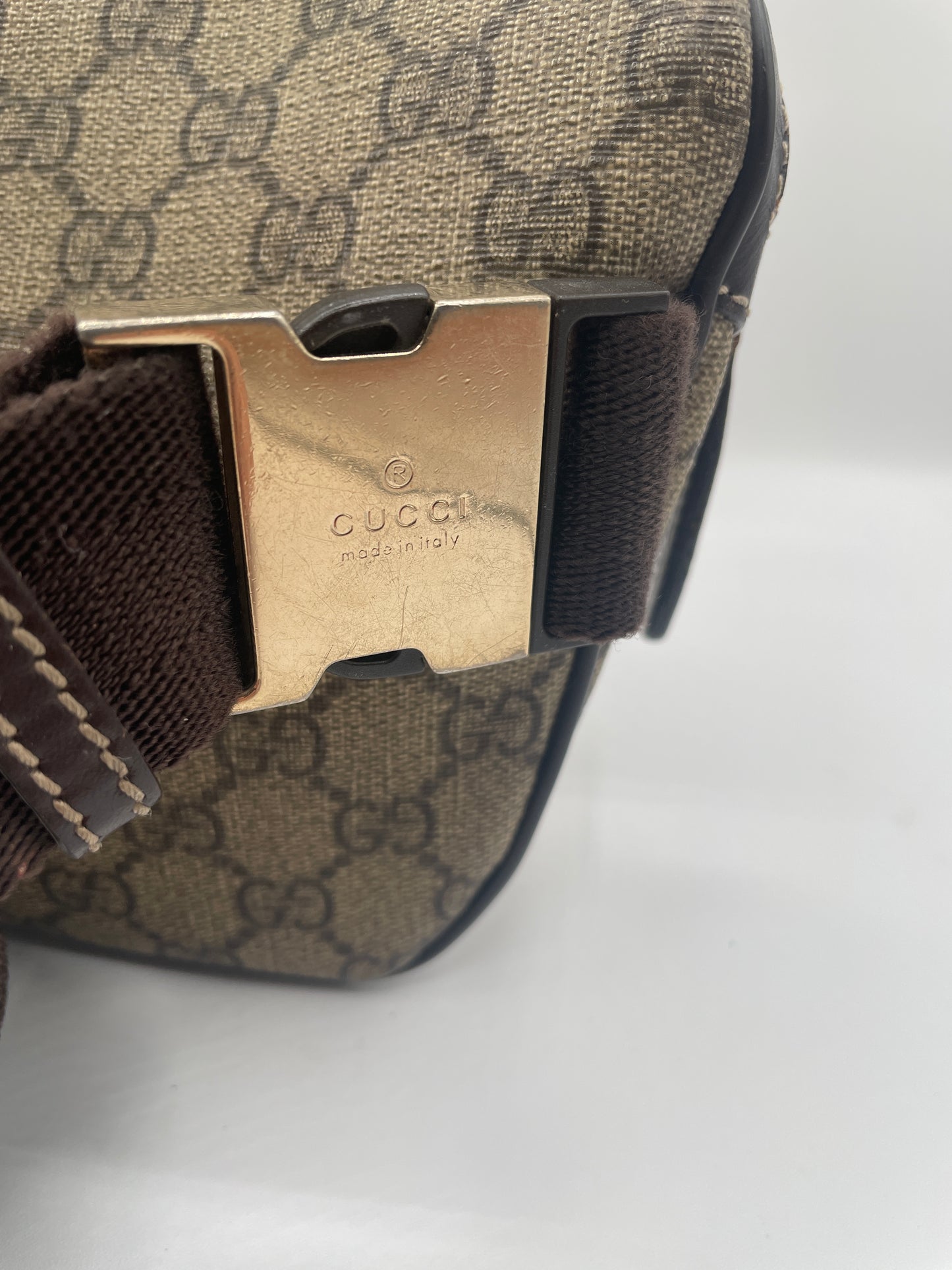 GUCCI SUPREME BUMBAG