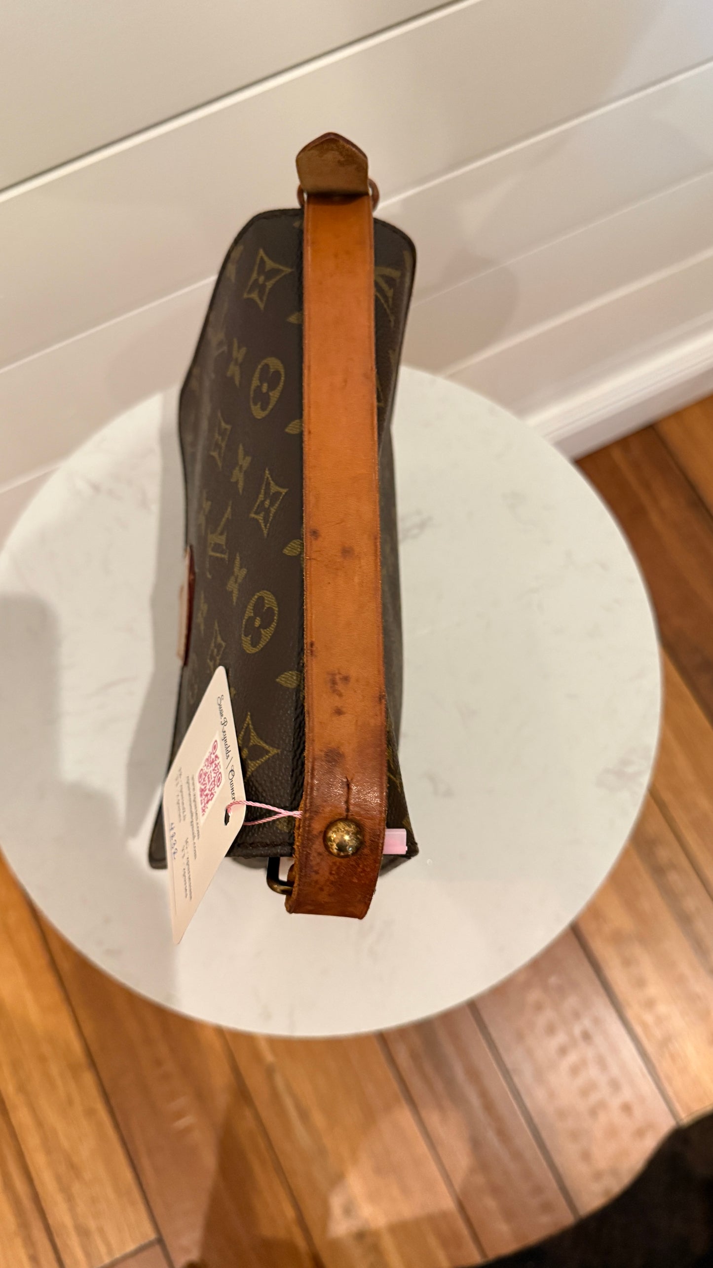 Louis Vuitton Cartouchiere