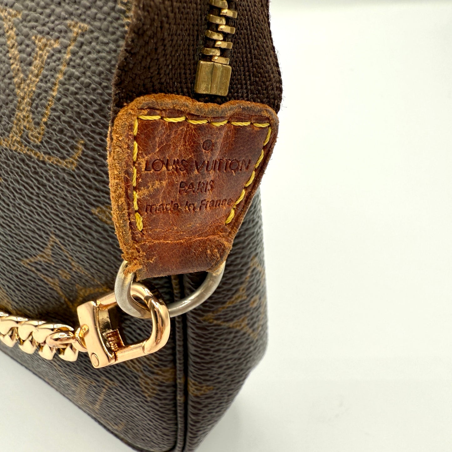 Louis Vuitton Pochette Accessories