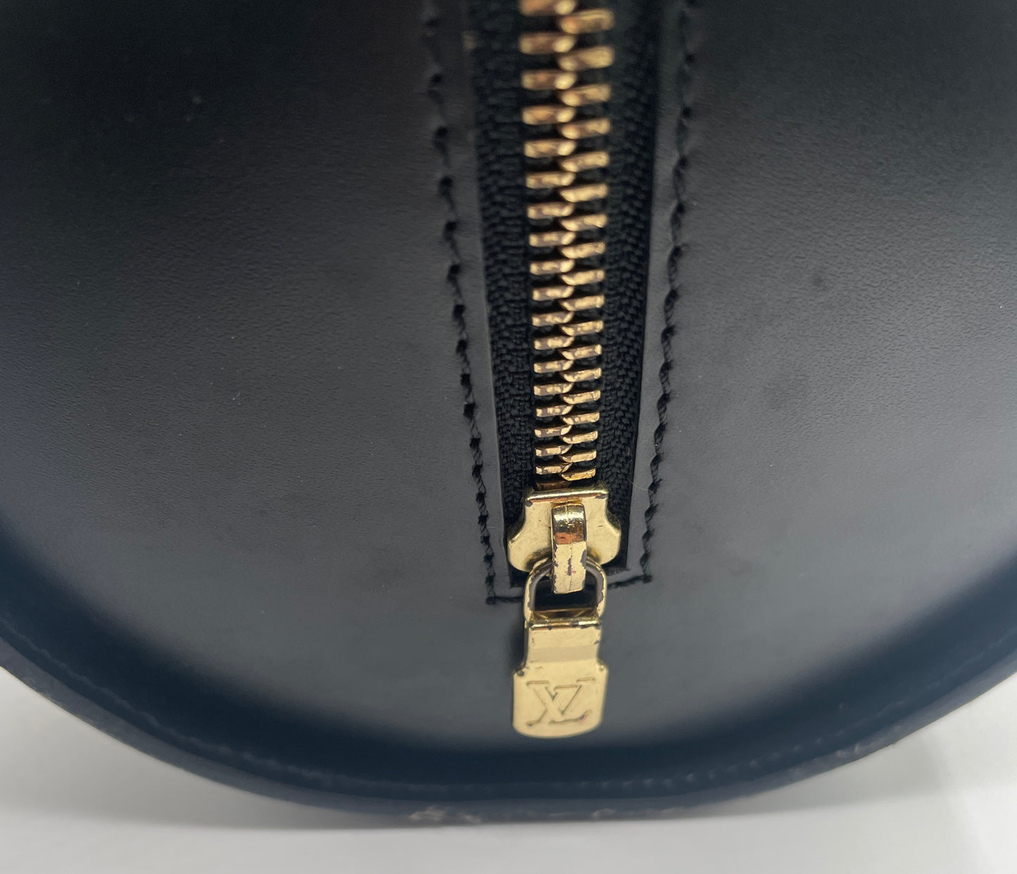 LOUIS VUITTON BLACK EPI SOUFFLOT