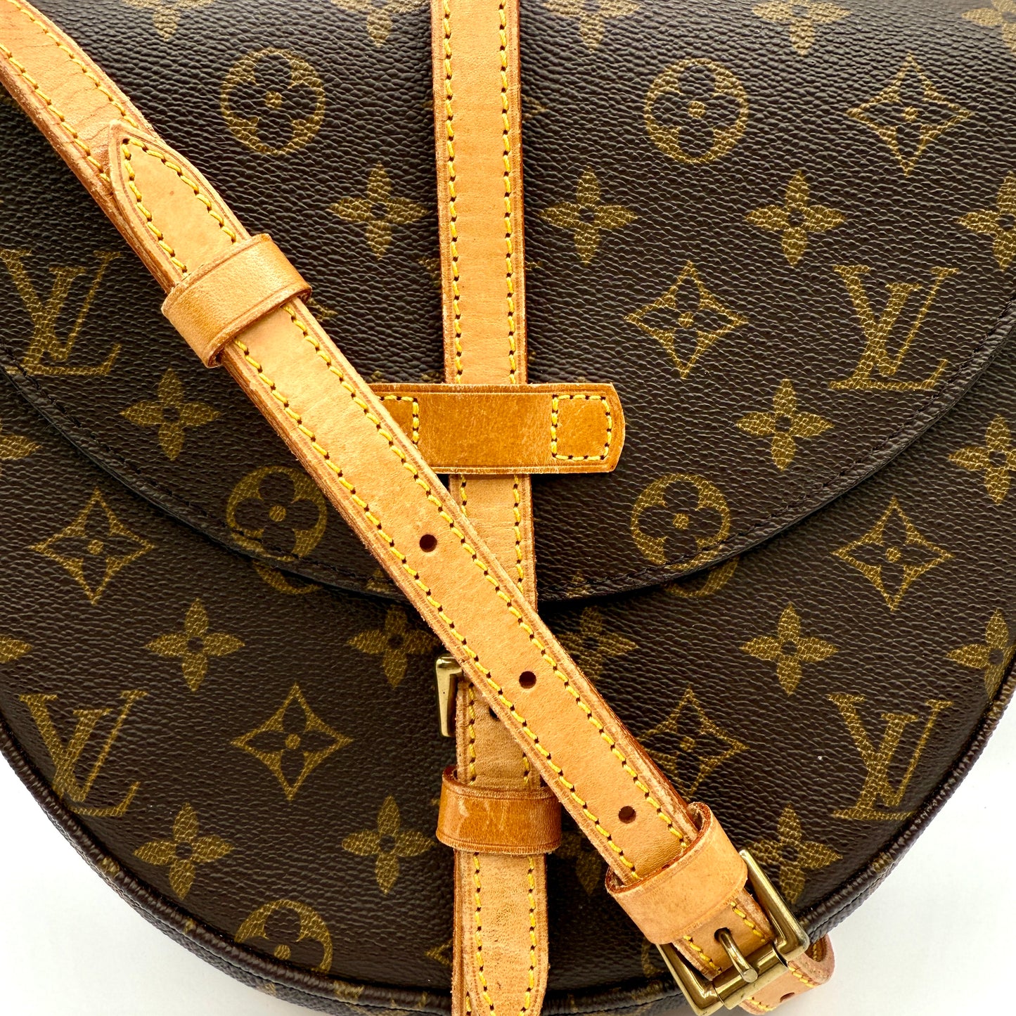 Louis Vuitton Chantilly