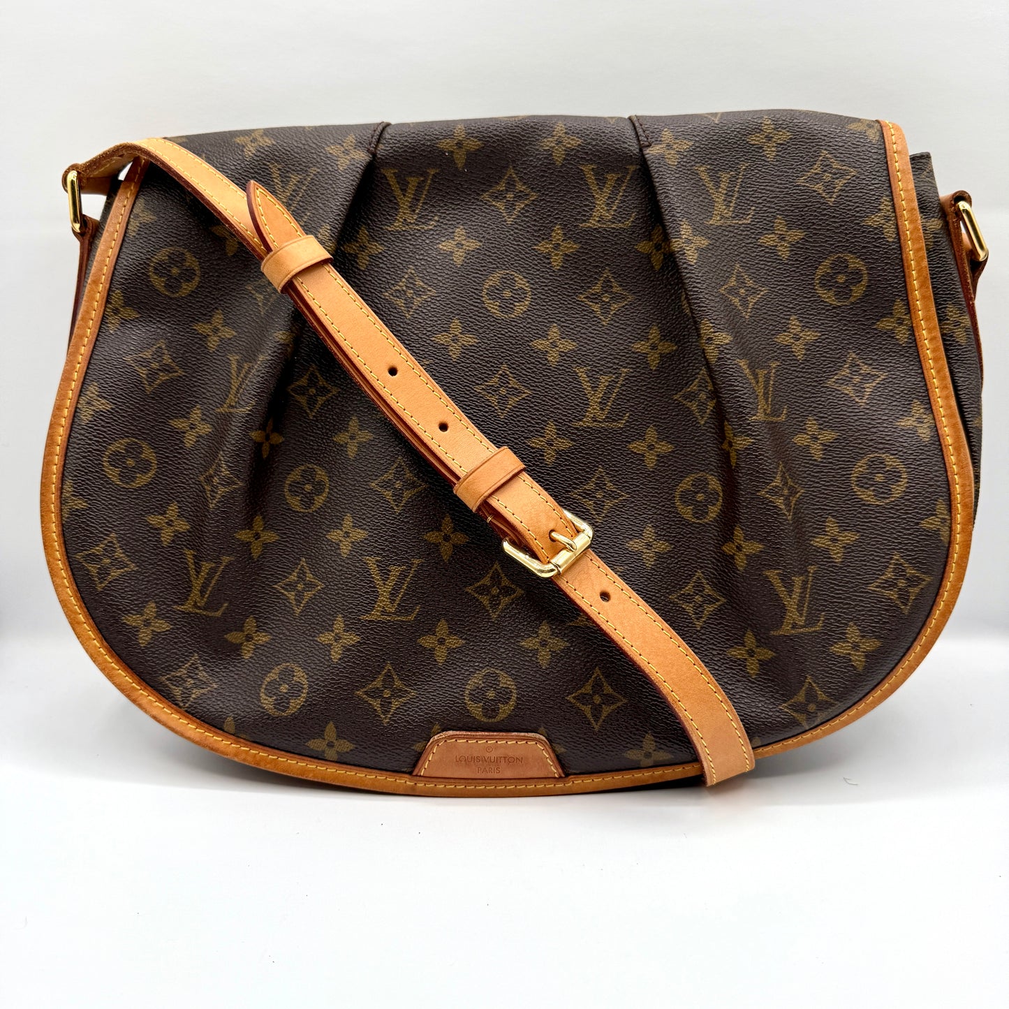 Louis Vuitton Menilmontant MM