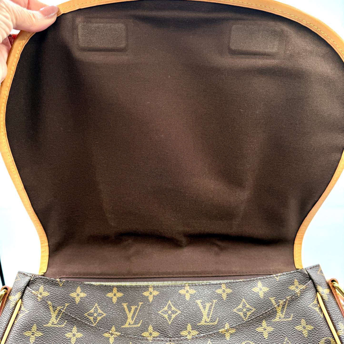 Louis Vuitton Menilmontant MM