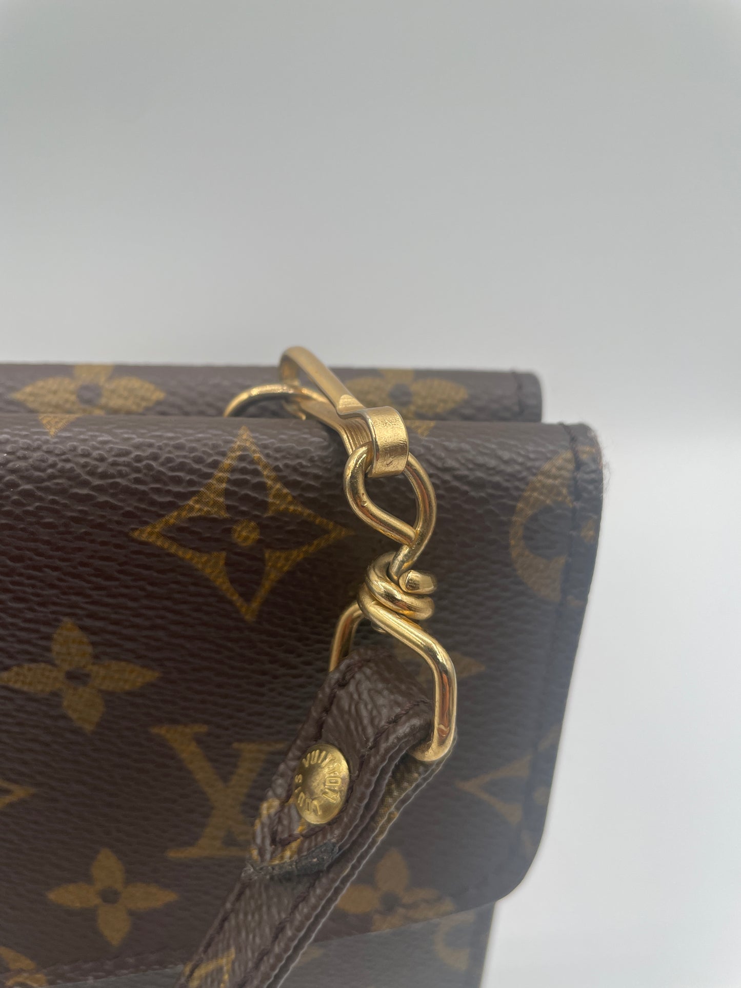 LOUIS VUITTON DOUBLE POCHETTE RABAT