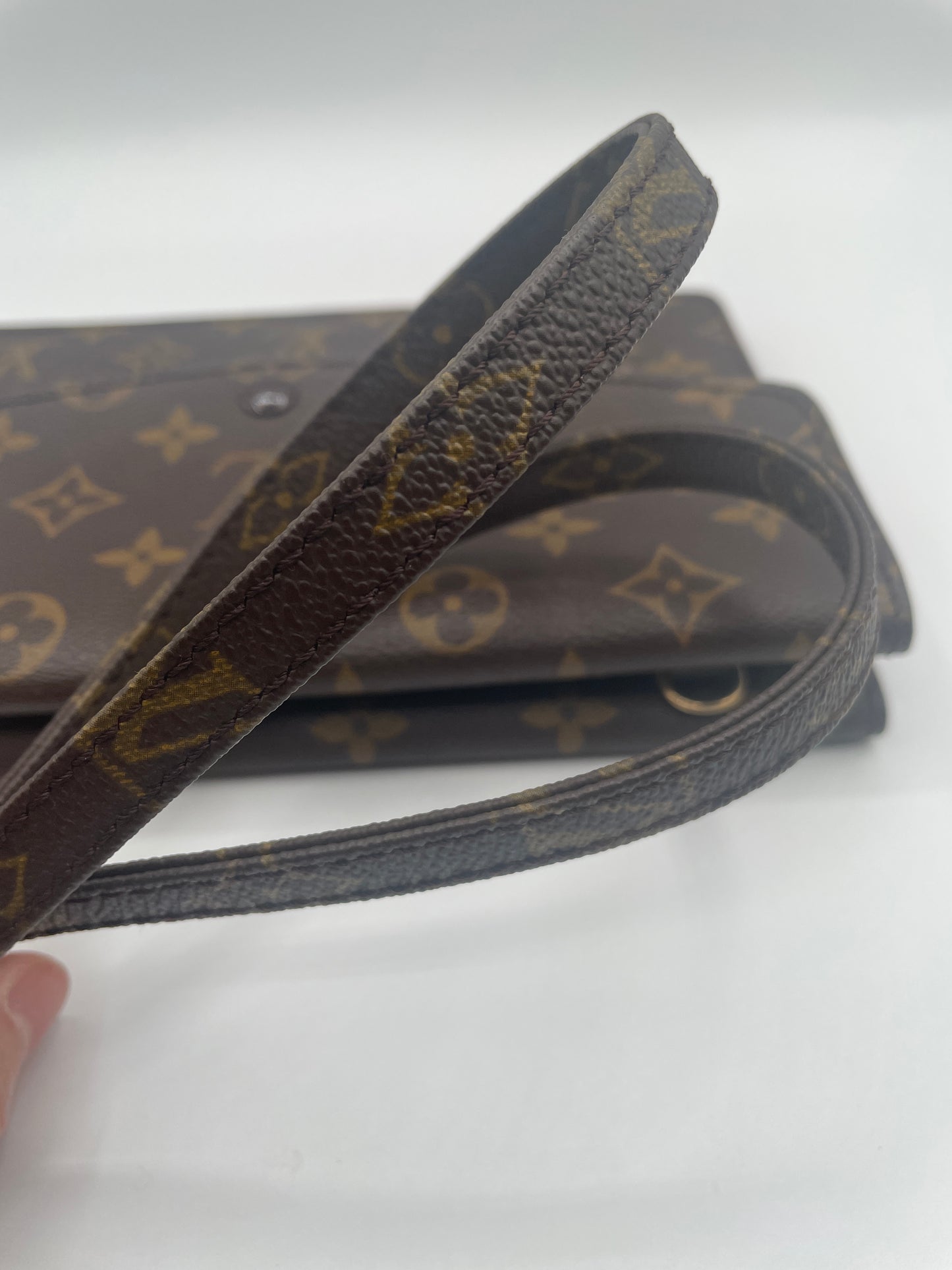 LOUIS VUITTON DOUBLE POCHETTE RABAT