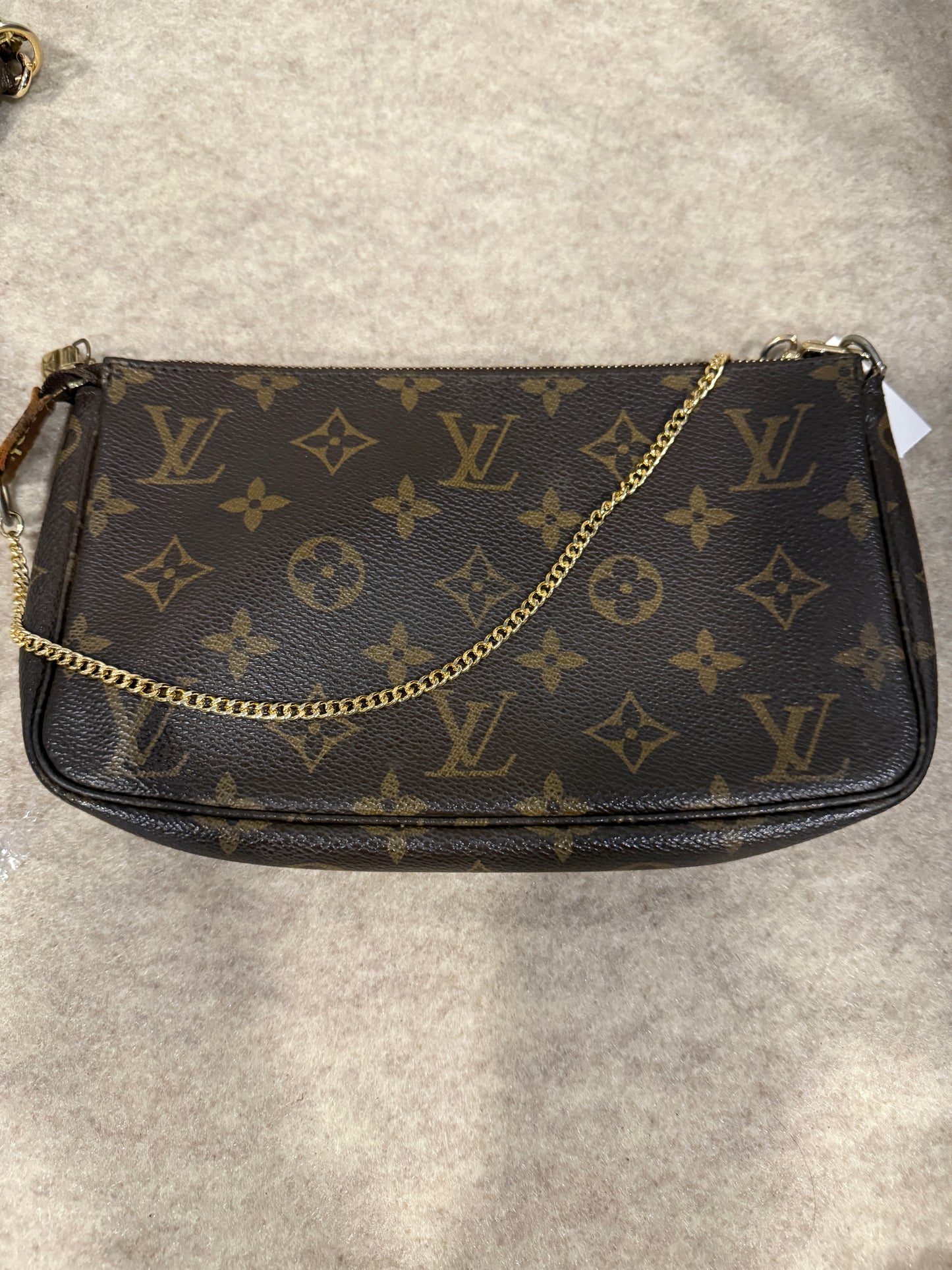 Louis Vuitton Pochette