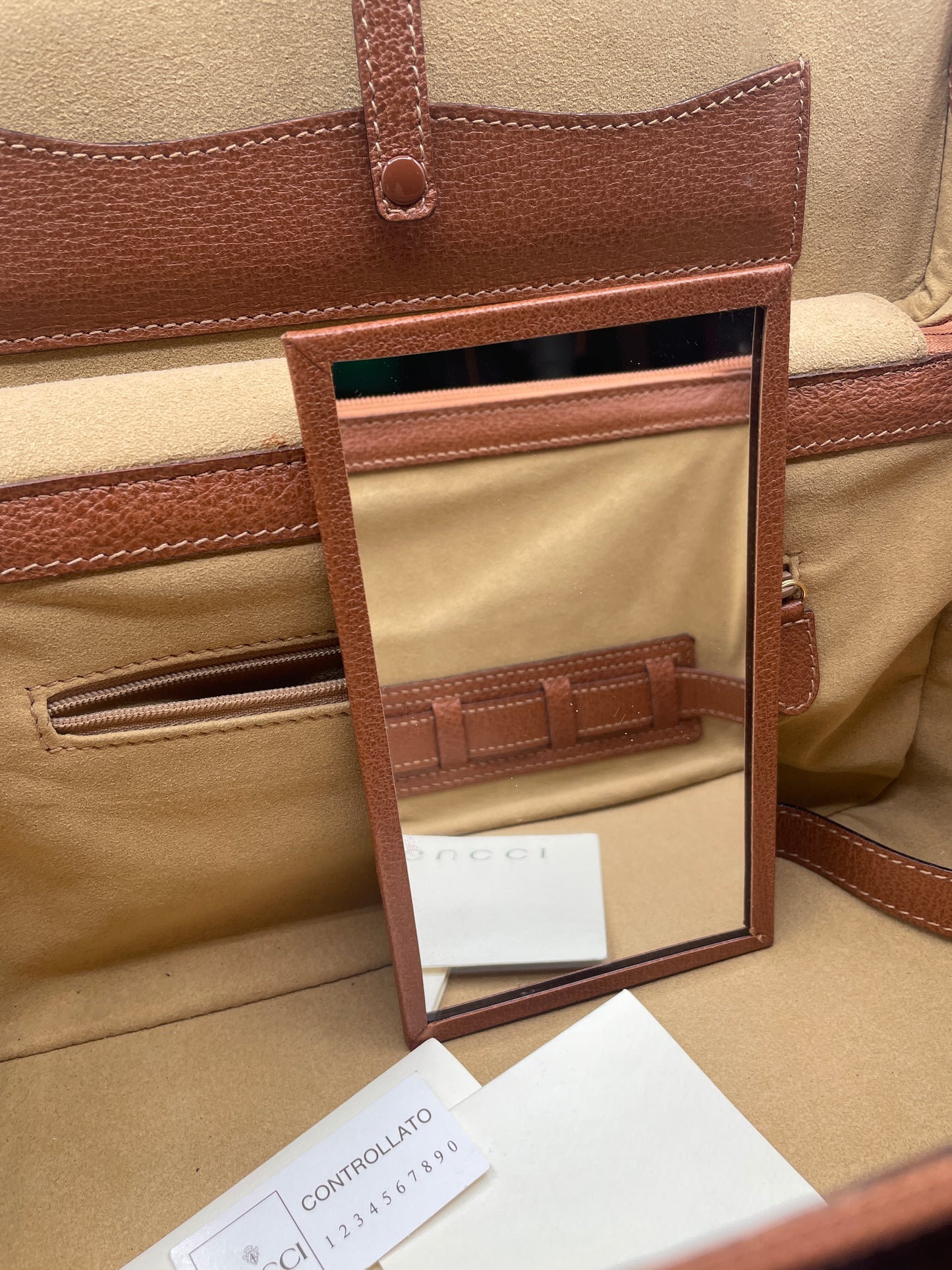 GUCCI BROWN MAKEUP CASE