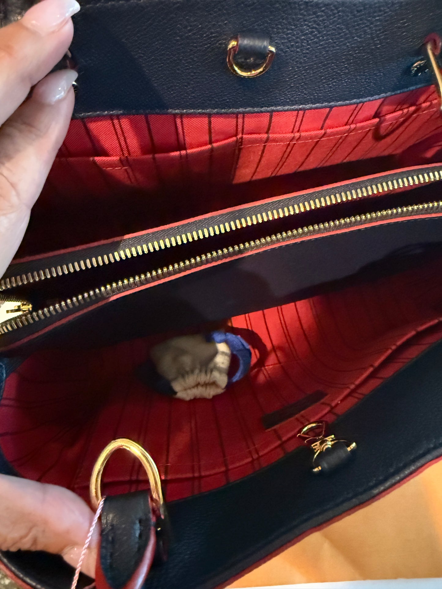 Louis Vuitton Montaigne