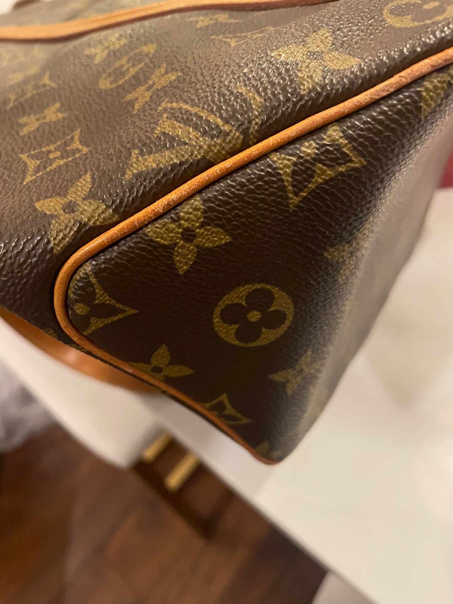 LOUIS VUITTON SAC SHOPPING TOTE