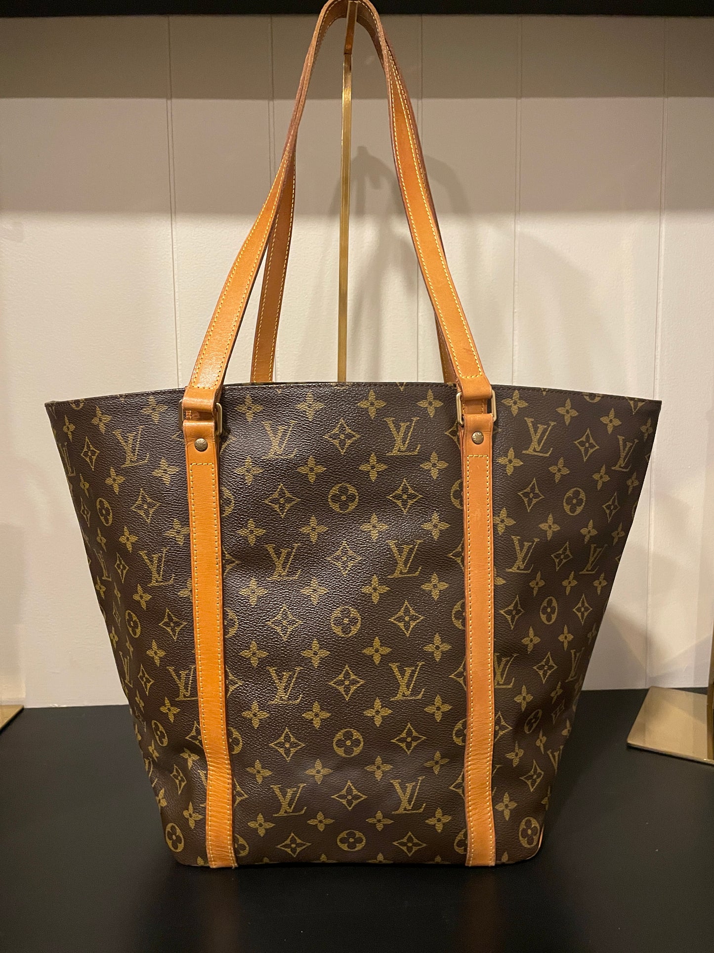 LOUIS VUITTON SAC SHOPPING TOTE