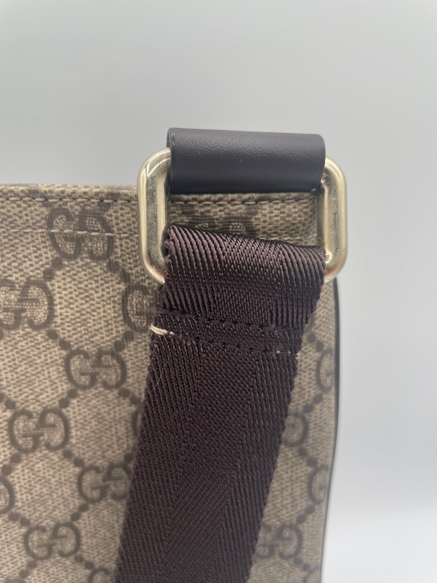 GUCCI MESSENGER CROSSBODY