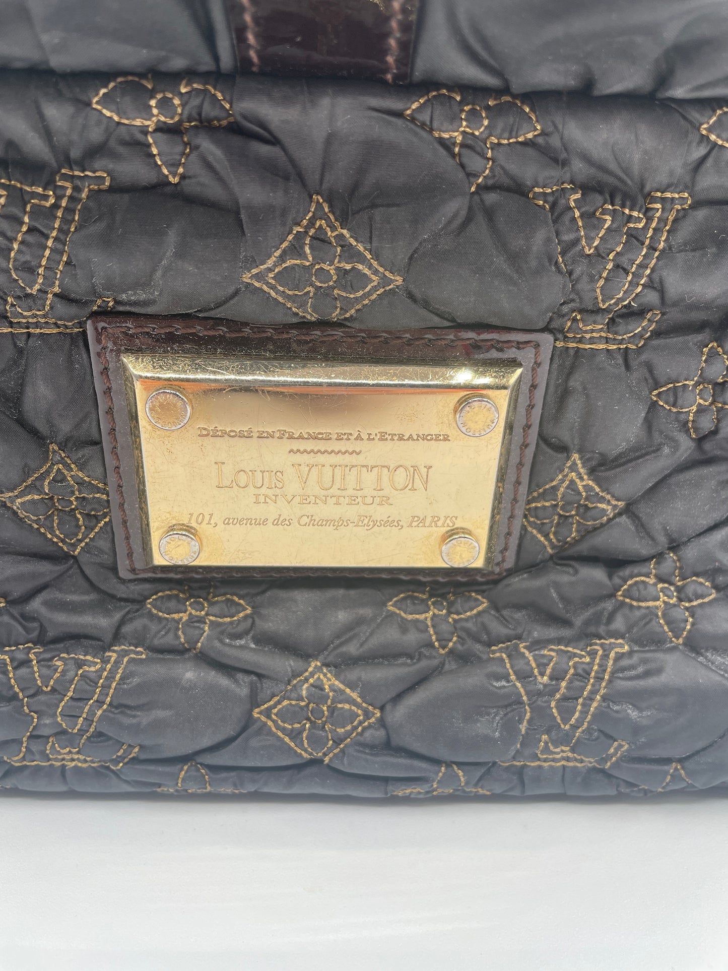 LOUIS VUITTON POCHETTE DEVI